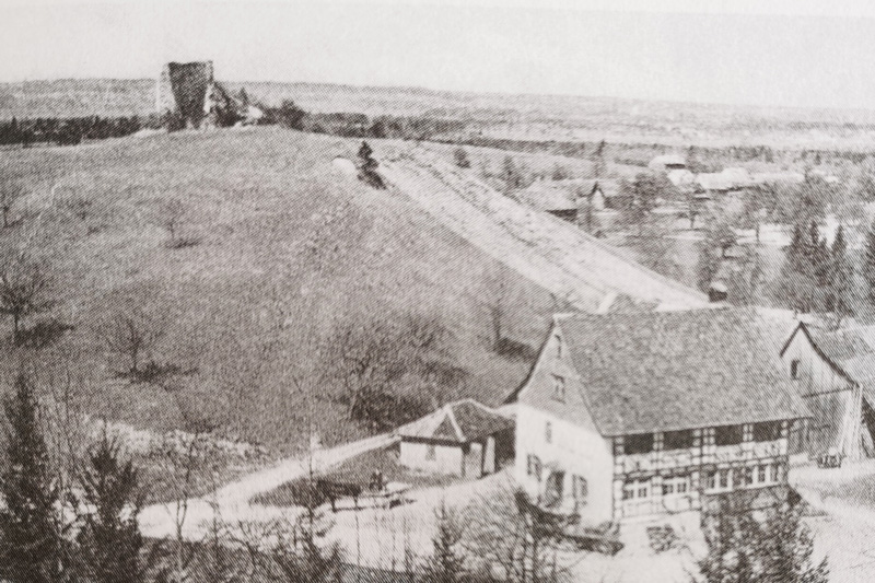 Aufnahme des BurghĂŒgels um 1900